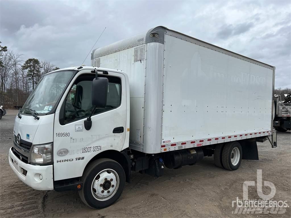 Hino 195 패널 화물차