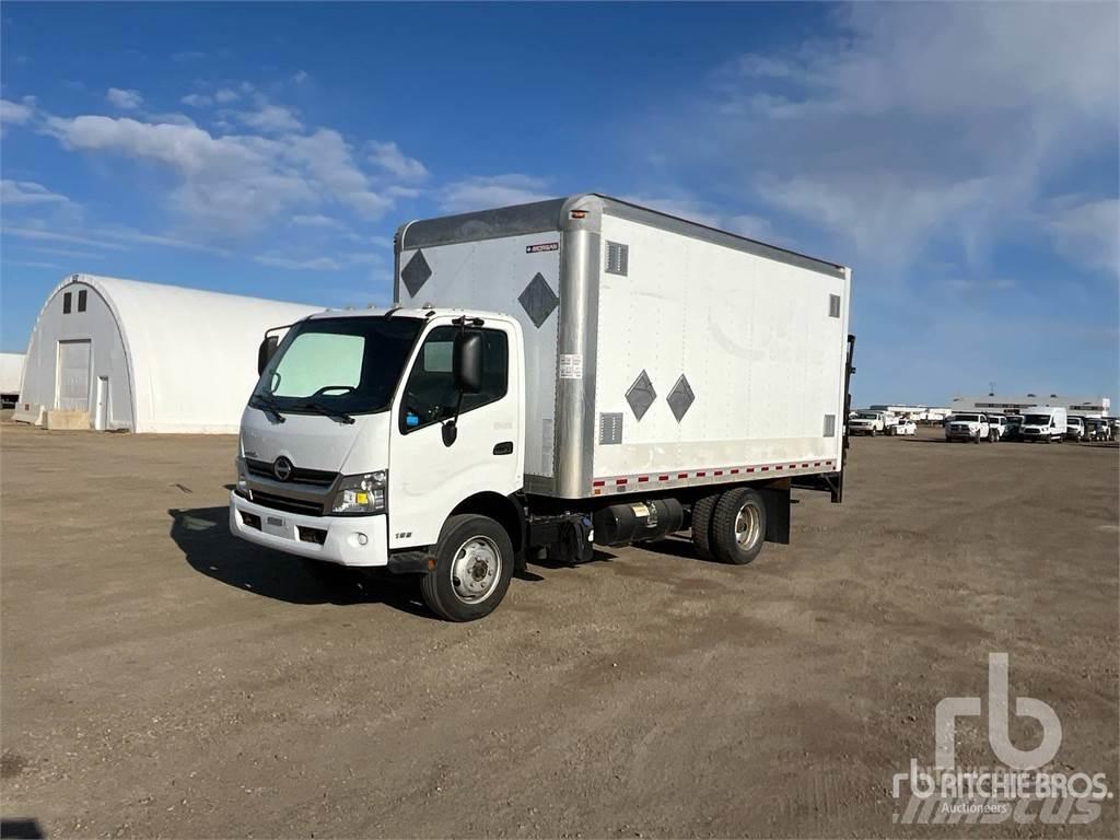 Hino 195 패널 화물차