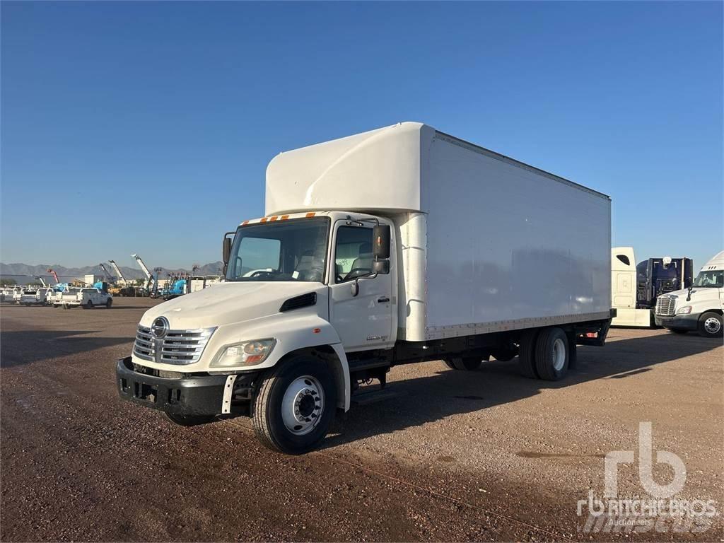 Hino 238 패널 화물차