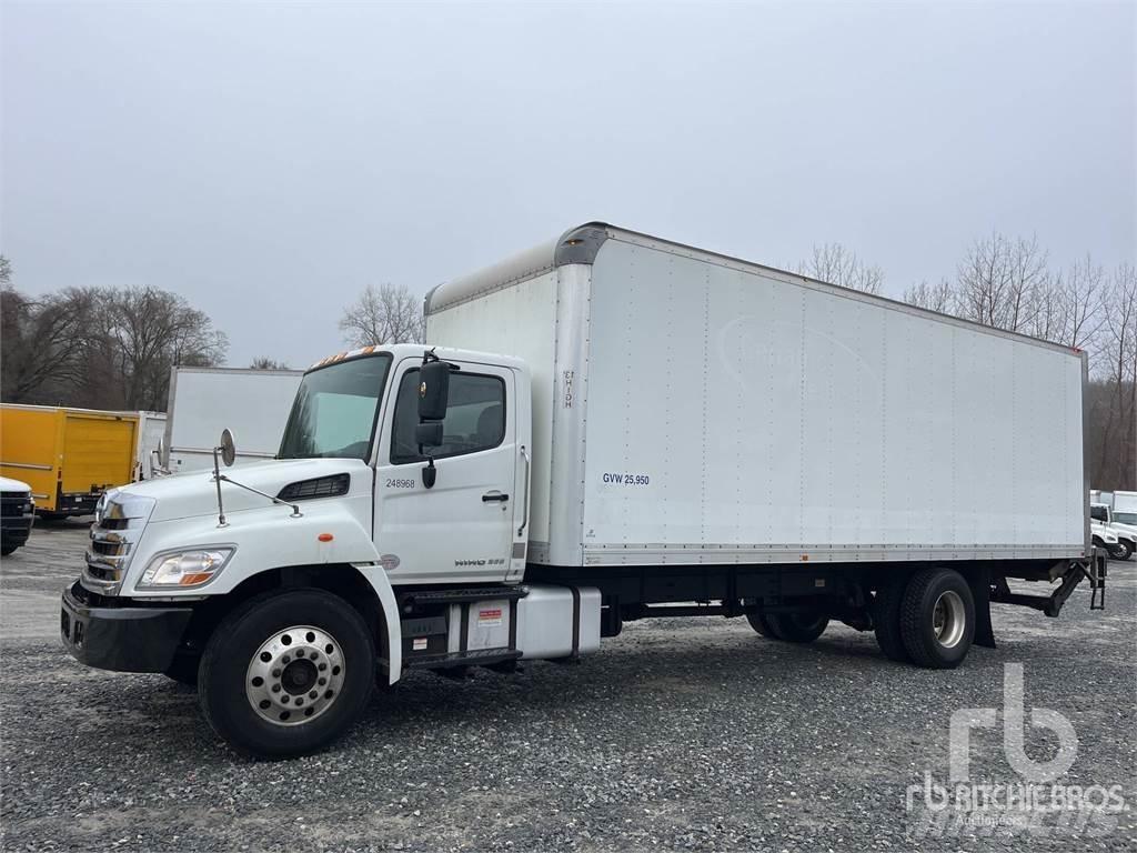 Hino 268 패널 화물차