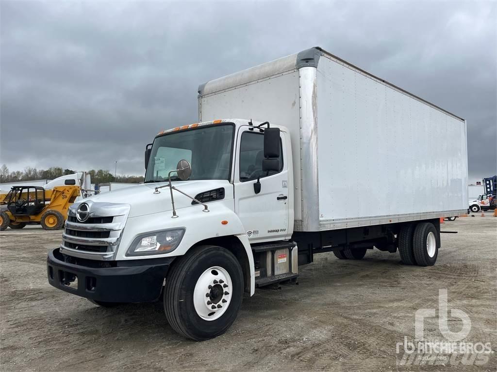 Hino 268 패널 화물차