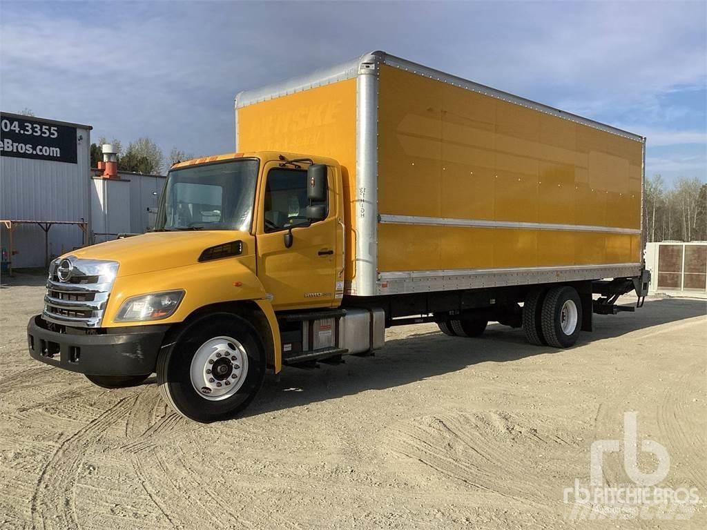 Hino 268 패널 화물차
