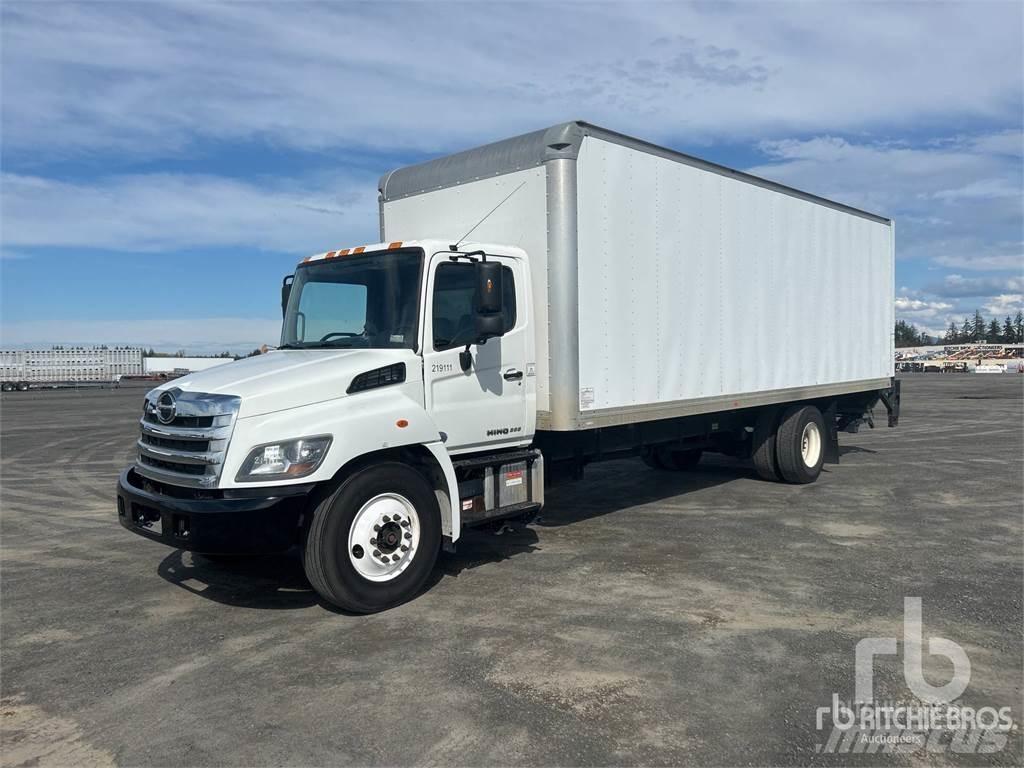 Hino 268 패널 화물차