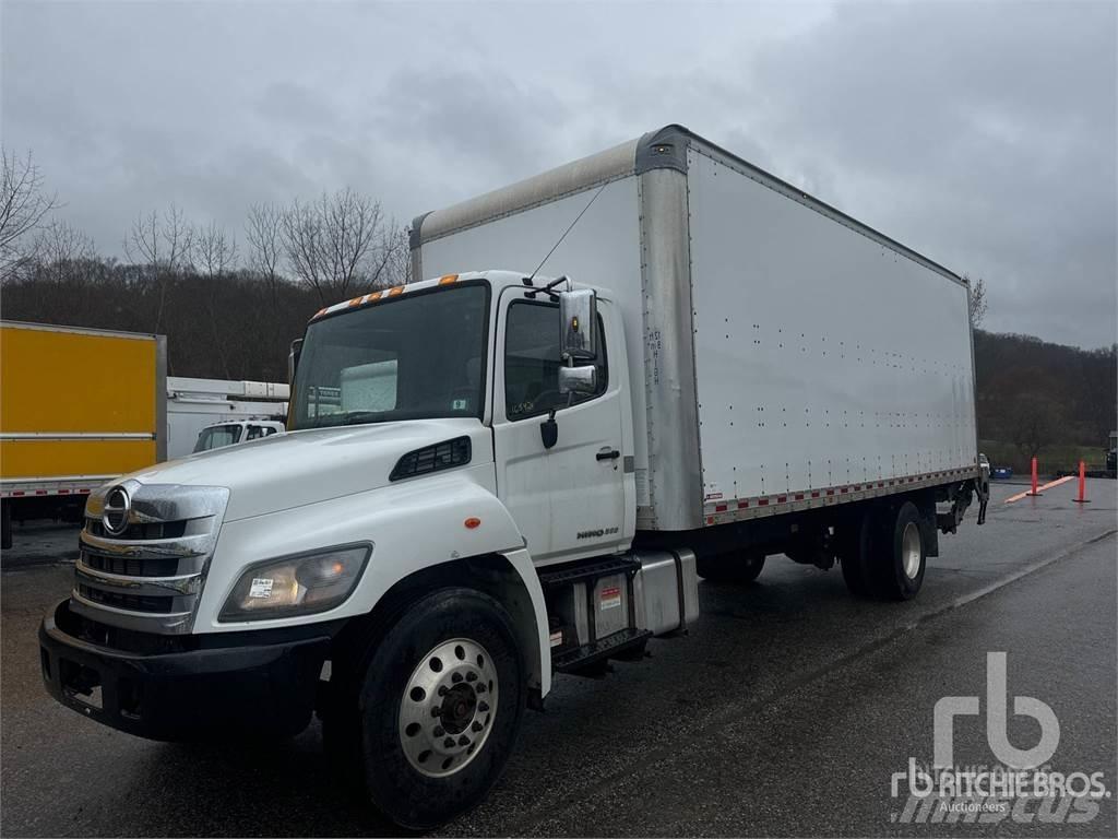 Hino 268 패널 화물차