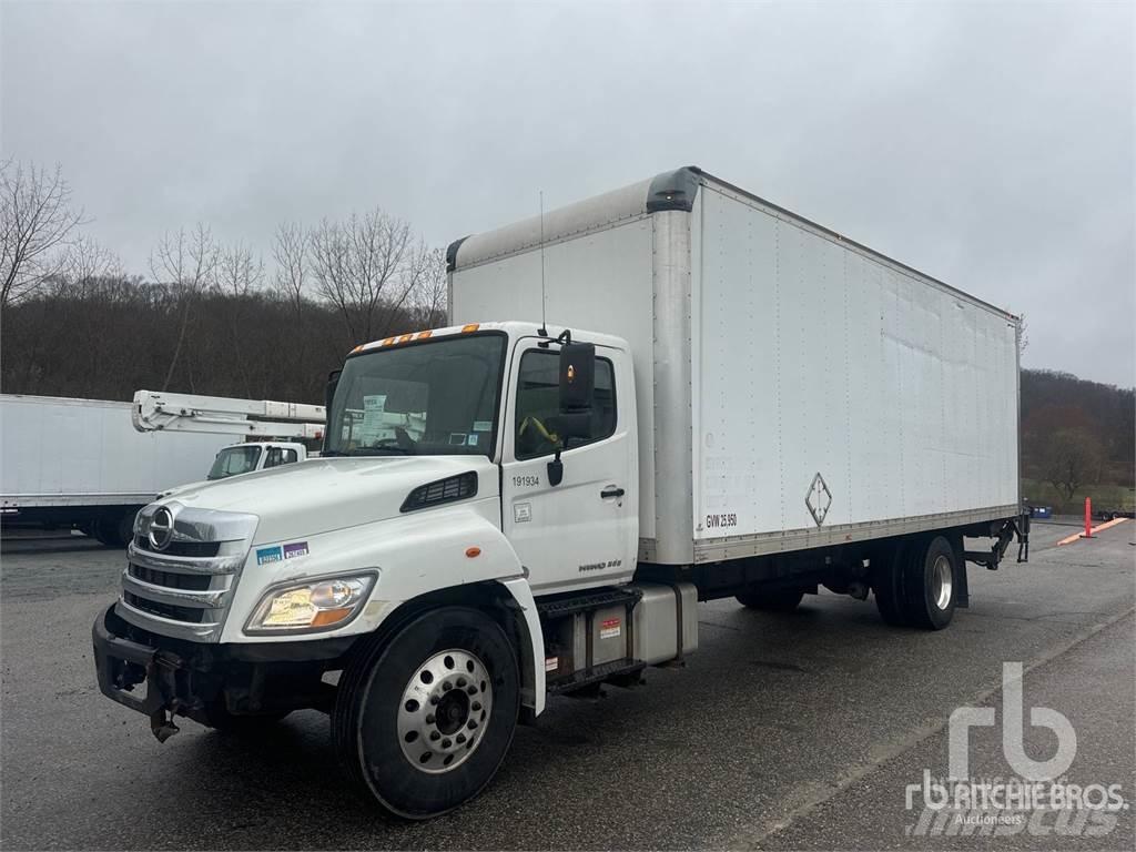 Hino 268 패널 화물차