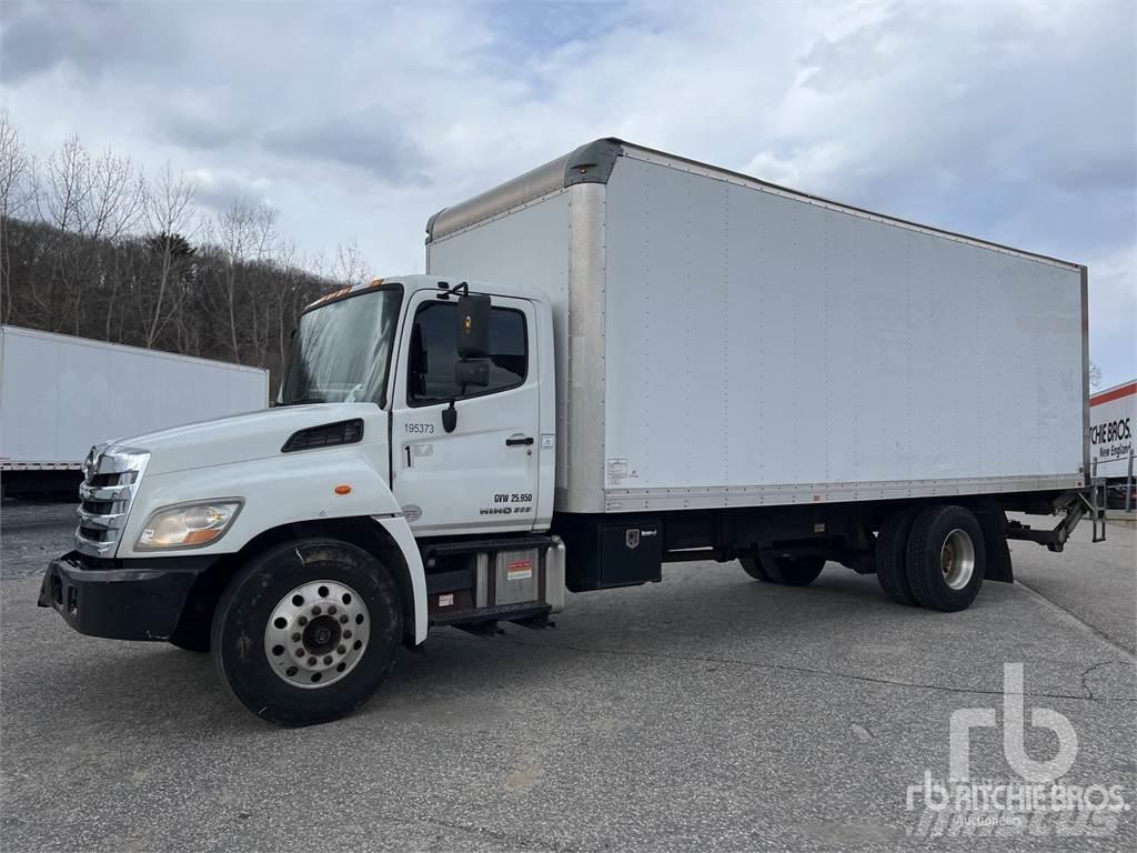 Hino 268 패널 화물차
