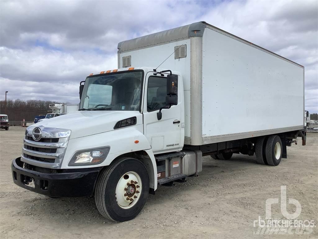 Hino 268 패널 화물차