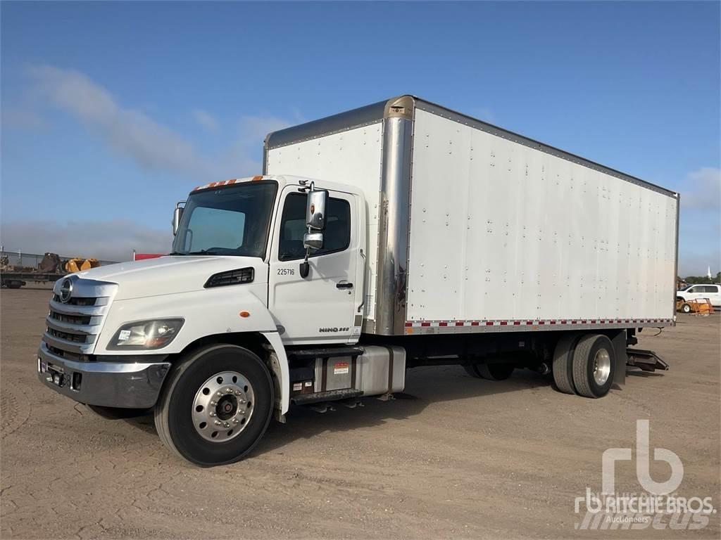 Hino 268 패널 화물차