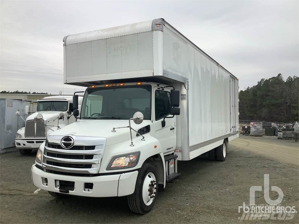 Hino 268 패널 화물차