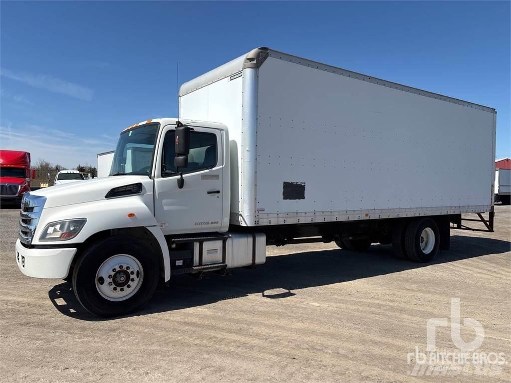 Hino 268 패널 화물차