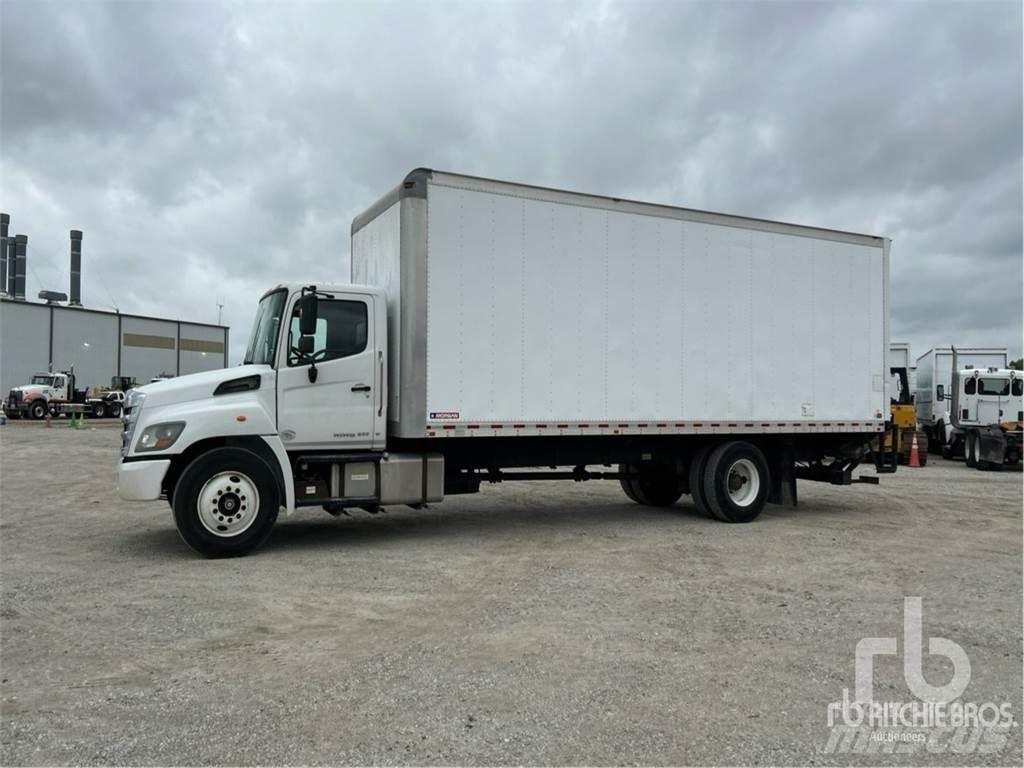 Hino 268 패널 화물차