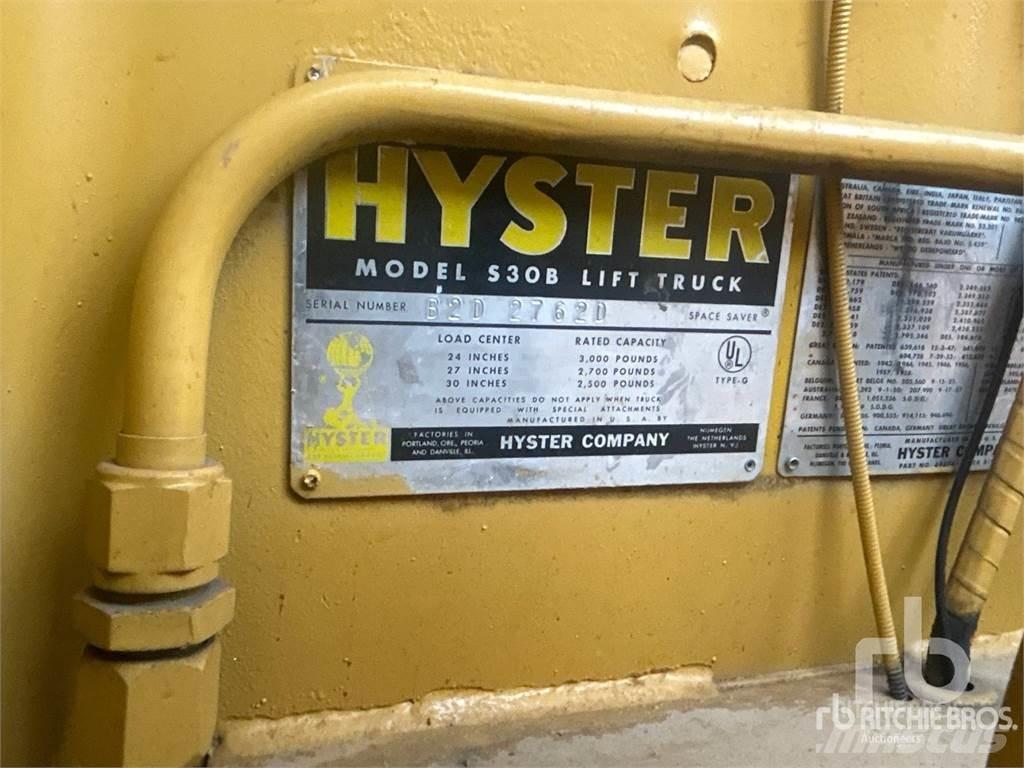 Hyster S30B 디젤 지게차