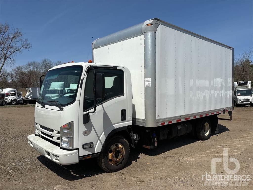 Isuzu NPR 패널 화물차