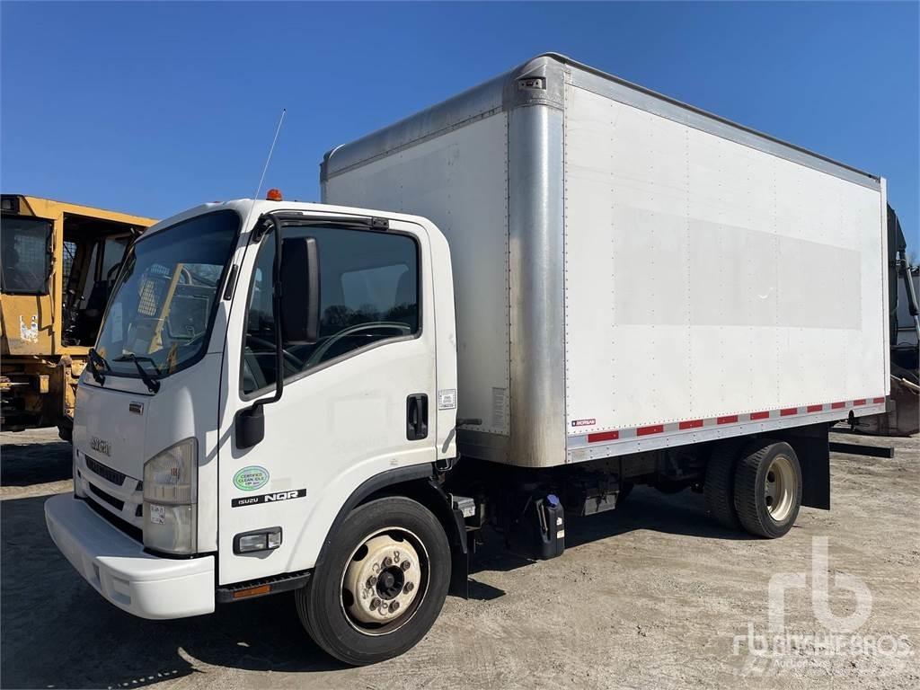 Isuzu NQR 패널 화물차