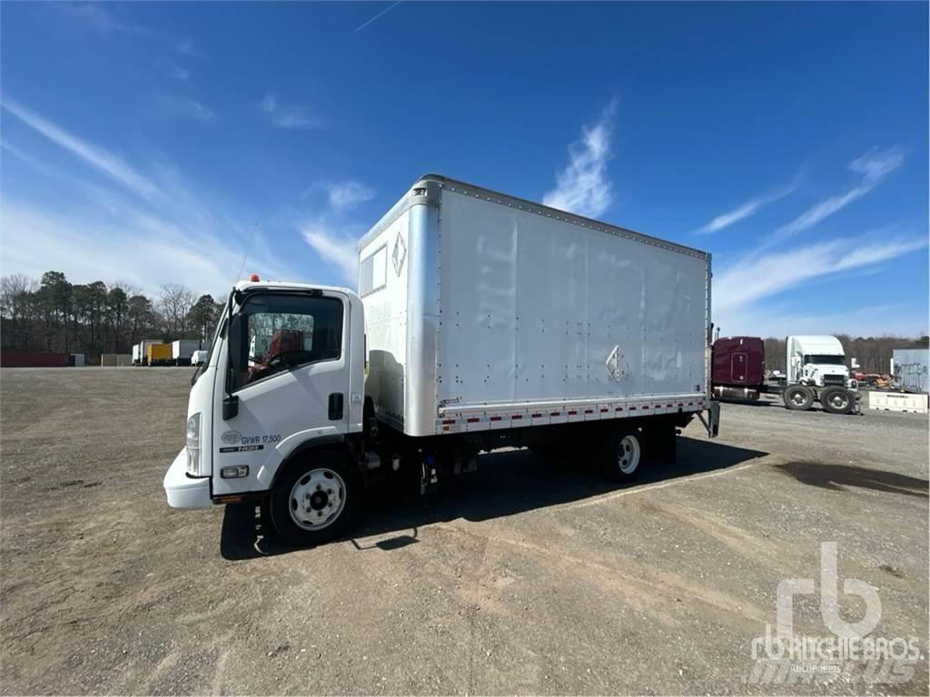 Isuzu NQR 패널 화물차