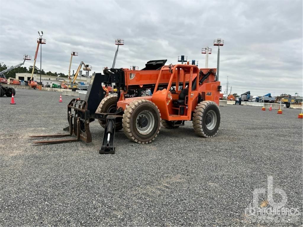 JLG 10054 텔러 핸들러