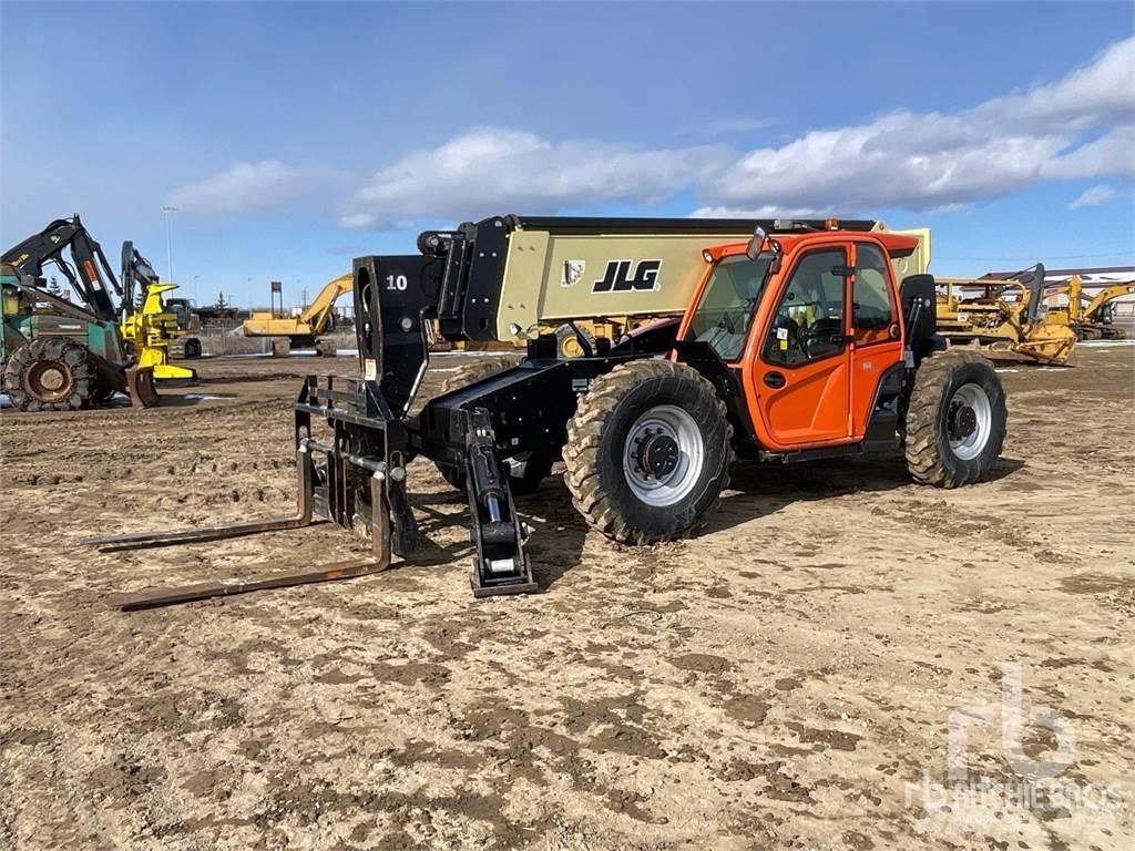 JLG 1055 텔러 핸들러