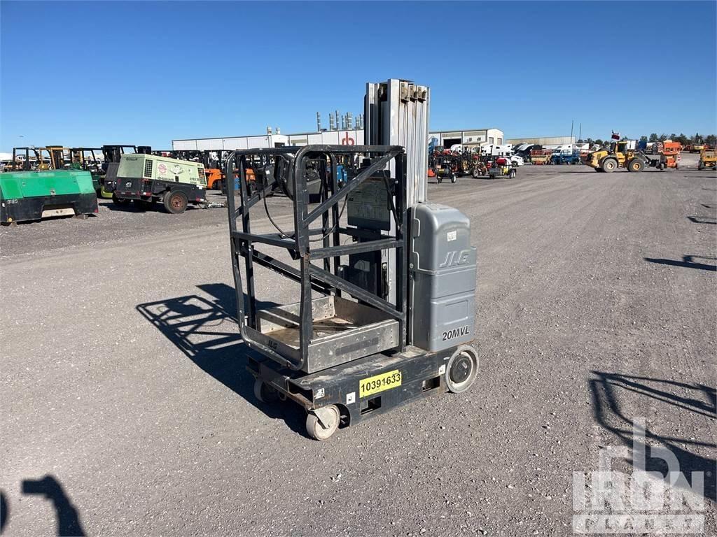 JLG 20MVL 관절형 전동이동 리프트