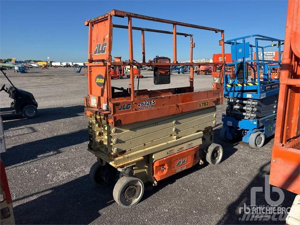 JLG 2632ES 가위형 리프트