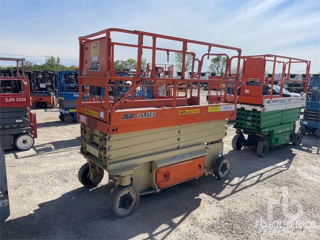 JLG 2646ES 가위형 리프트