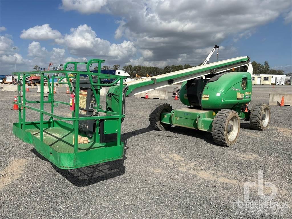 JLG 600A 관절형 전동이동 리프트