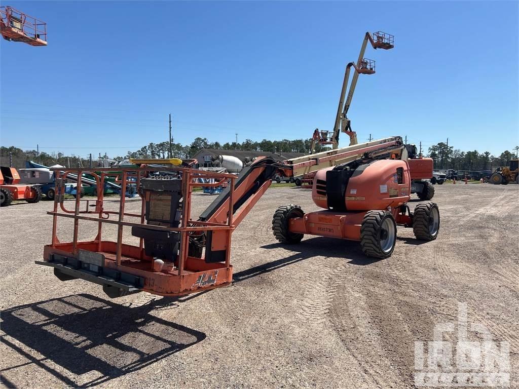 JLG 600AJ 관절형 전동이동 리프트