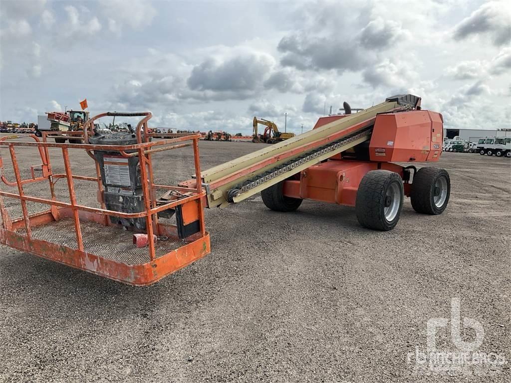 JLG 600S 관절형 전동이동 리프트