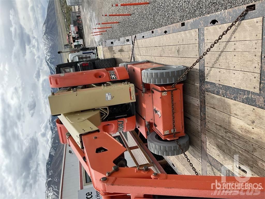 JLG E300AJ 관절형 전동이동 리프트