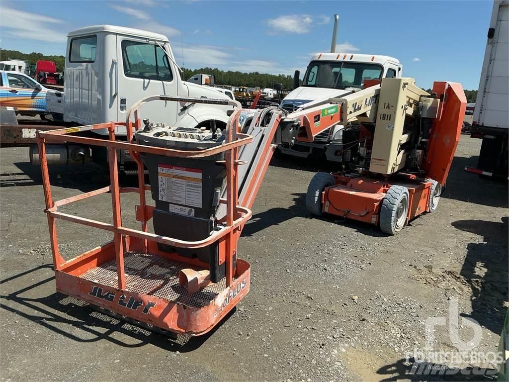 JLG E300AJP 관절형 전동이동 리프트