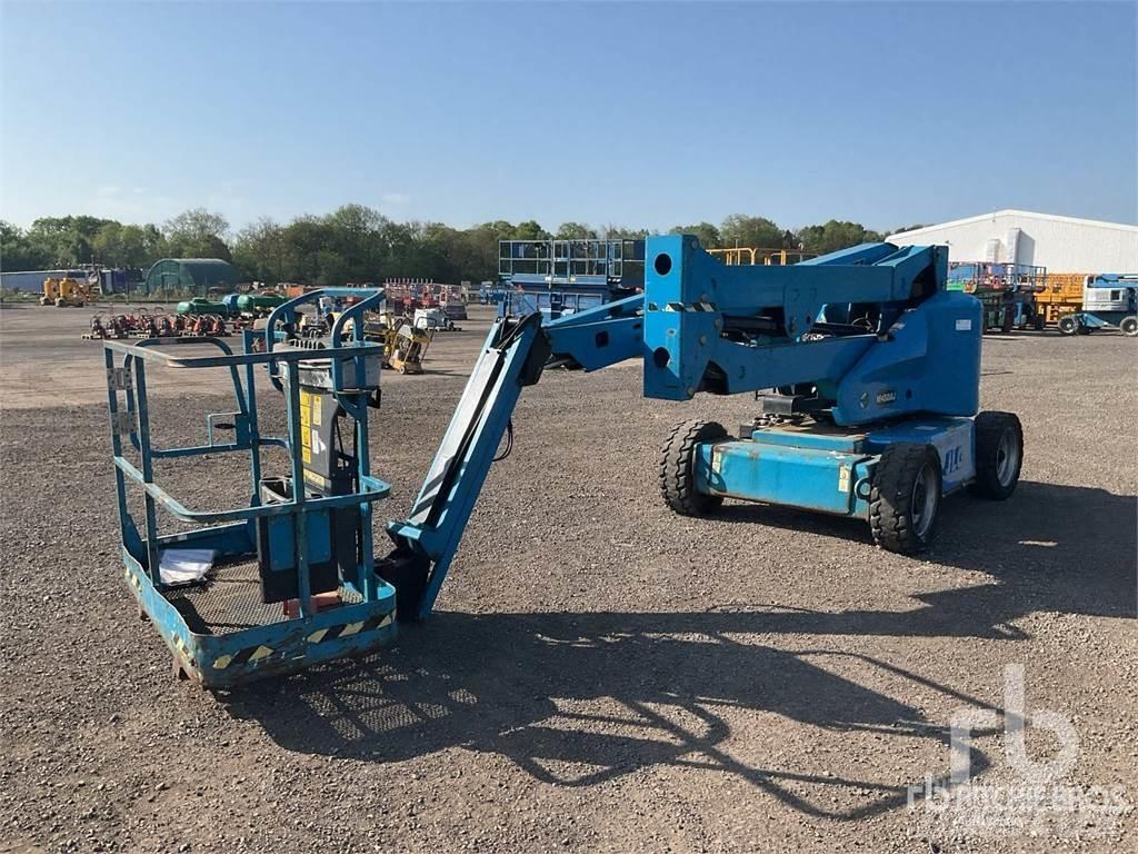 JLG M450AJ 관절형 전동이동 리프트