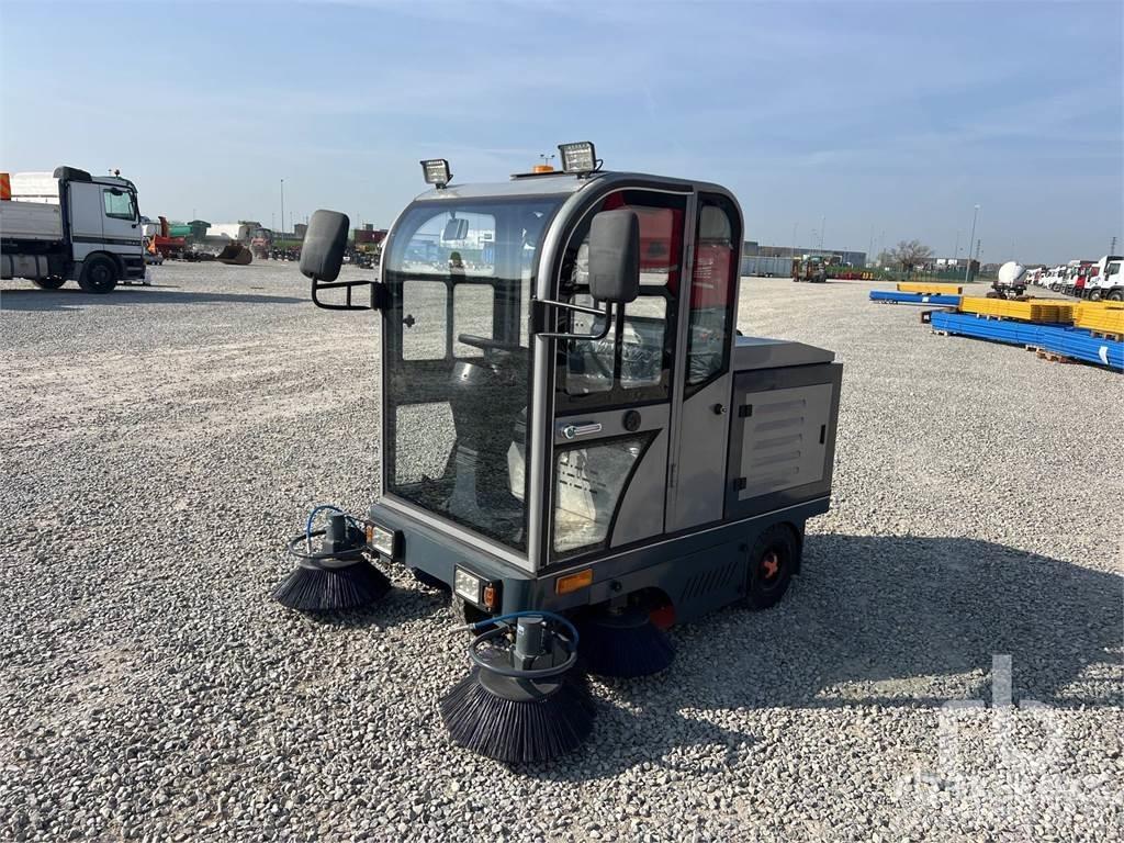  KASTER VOL-2000 도로 청소차