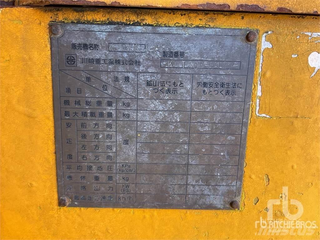 Kawasaki KUT300 덤프 트럭