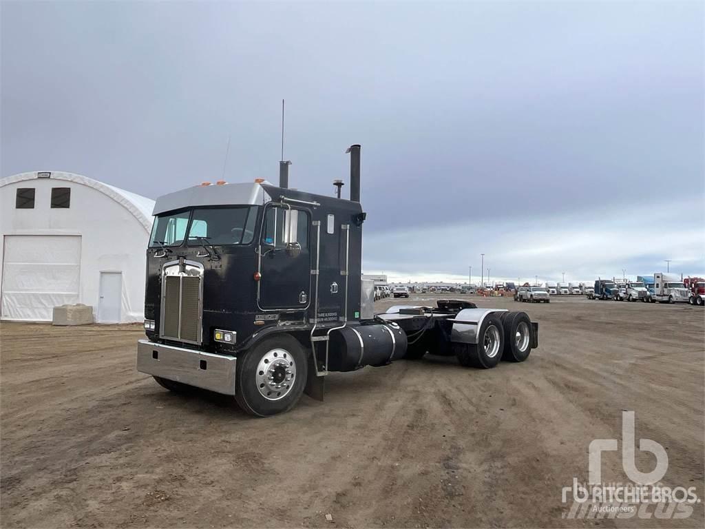 Kenworth K100 트랙터 유닛