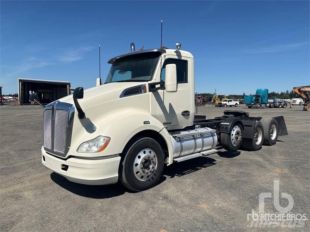 Kenworth T-680 트랙터 유닛