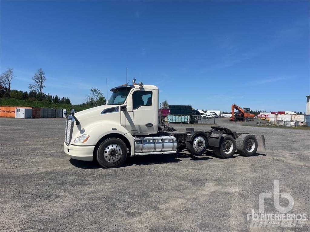 Kenworth T-680 트랙터 유닛