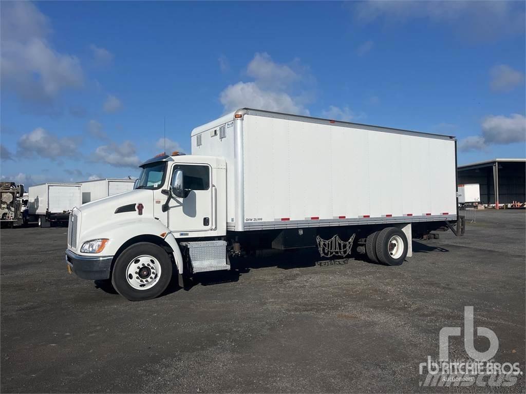 Kenworth T270 패널 화물차