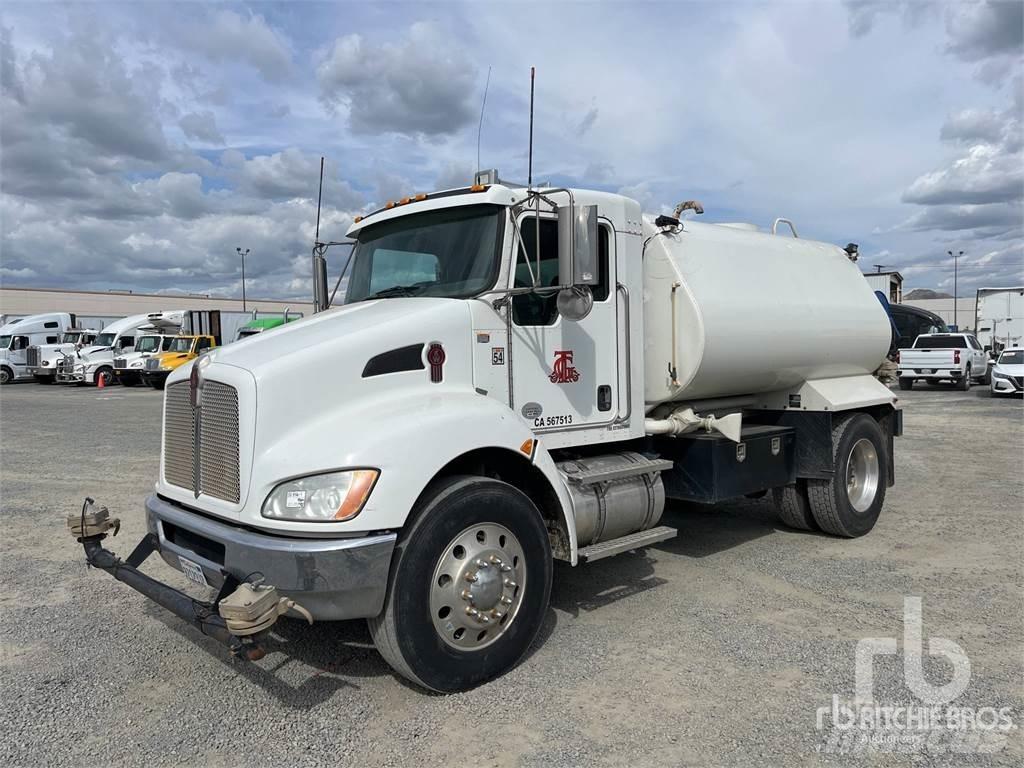 Kenworth T270 급수차