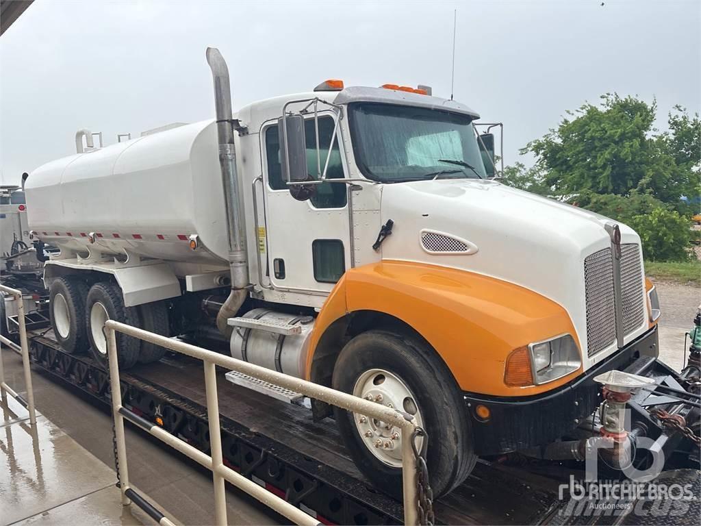 Kenworth T300 급수차