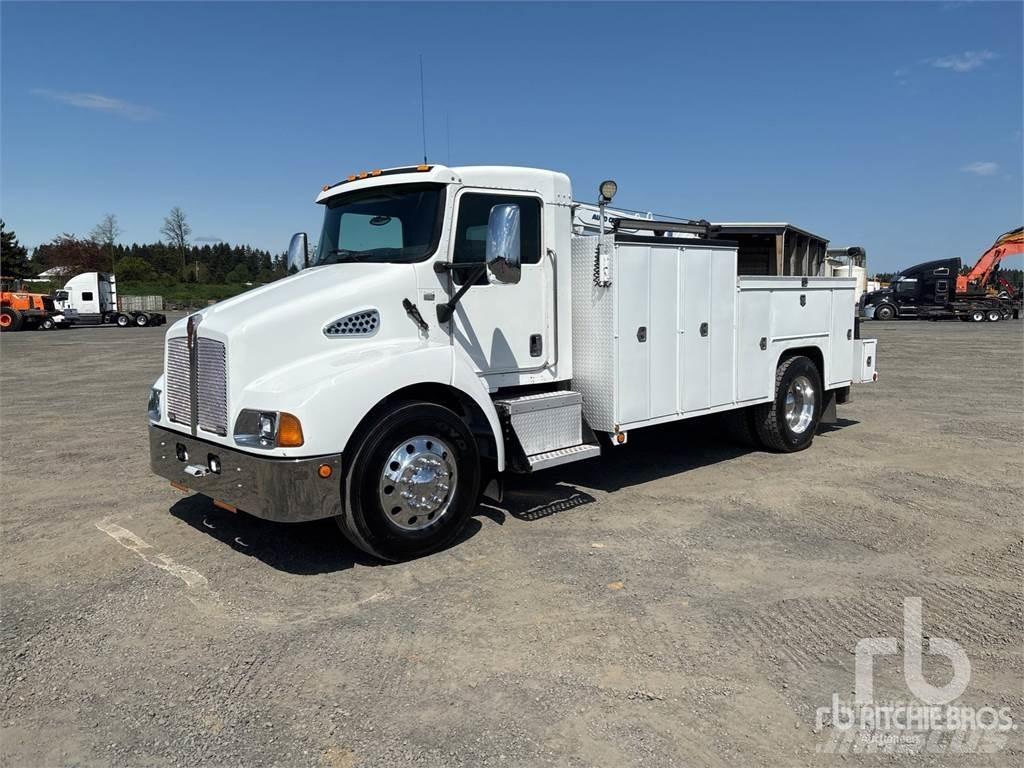 Kenworth T300 시립/다목적 차량