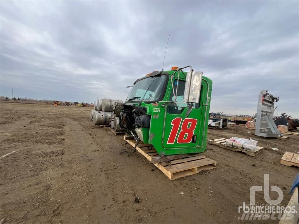 Kenworth T370 캐빈 및 인테리어