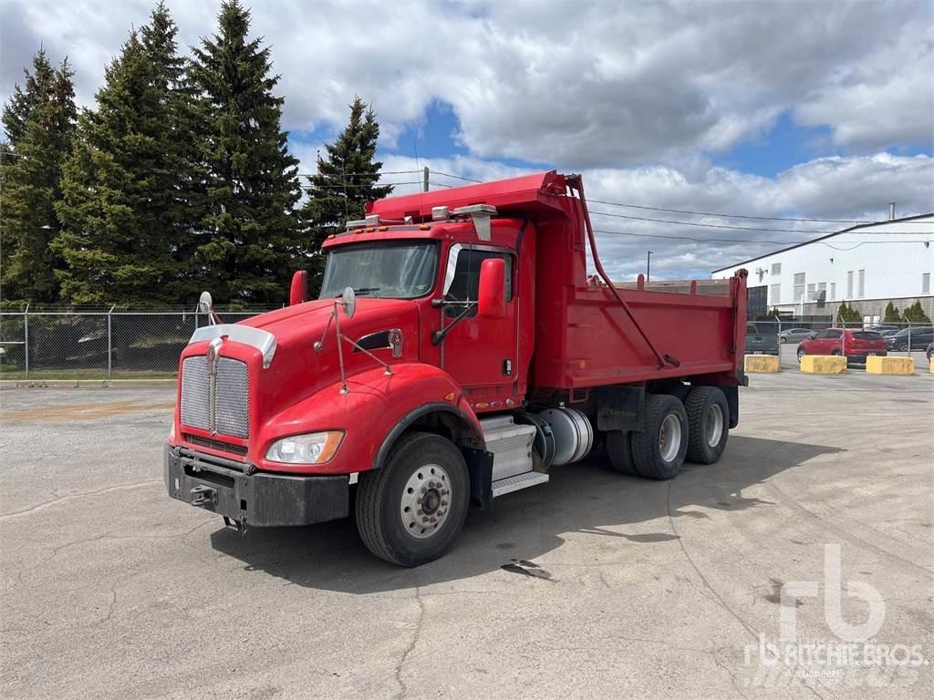 Kenworth T440 덤프 트럭