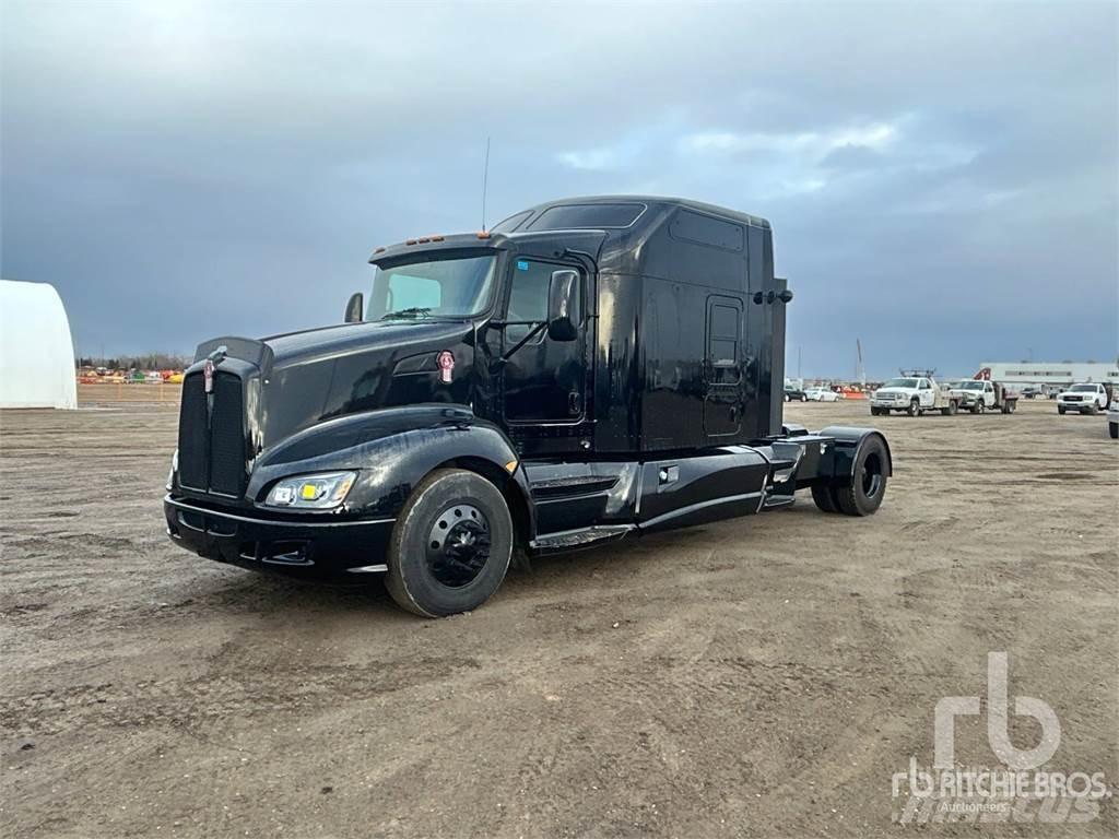 Kenworth T660 기타 트럭