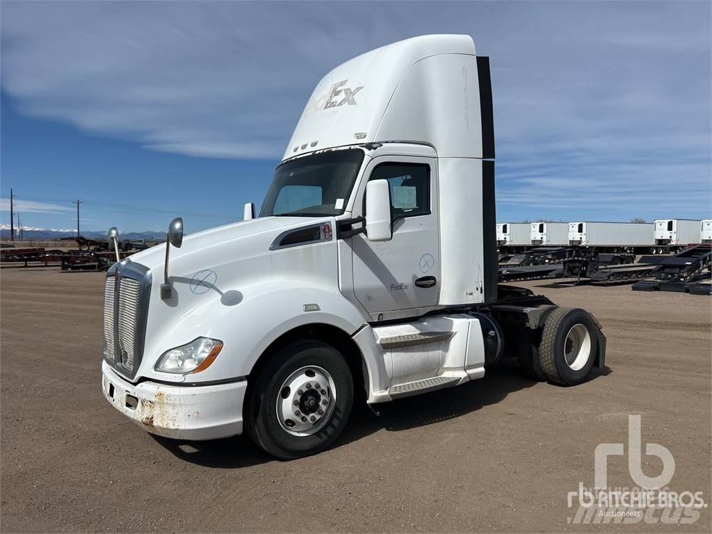 Kenworth T680 트랙터 유닛