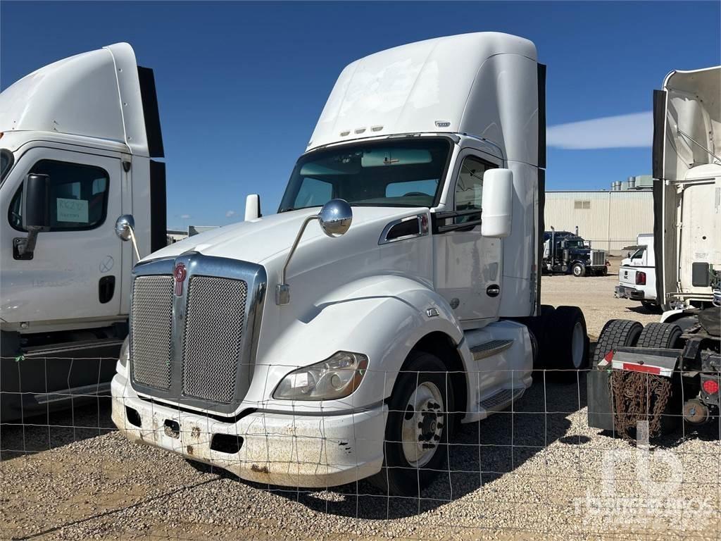 Kenworth T680 트랙터 유닛