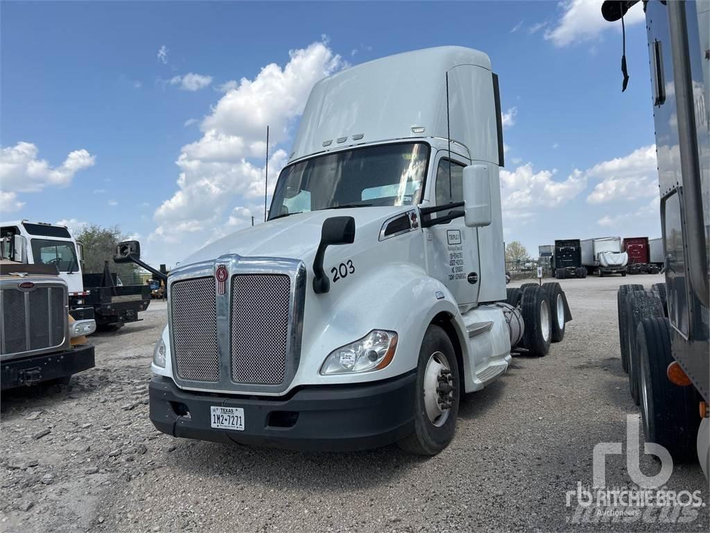 Kenworth T680 트랙터 유닛