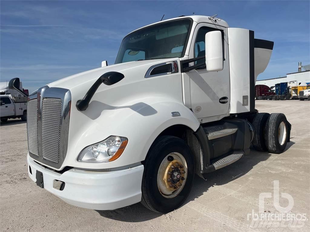 Kenworth T680 트랙터 유닛
