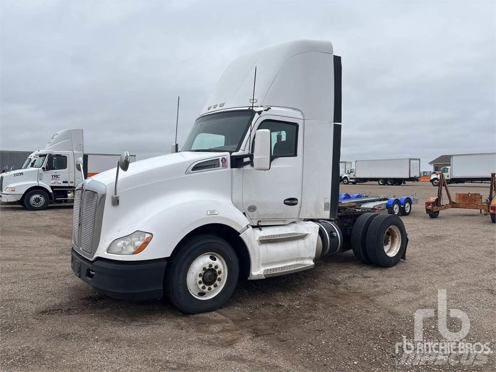 Kenworth T680 트랙터 유닛