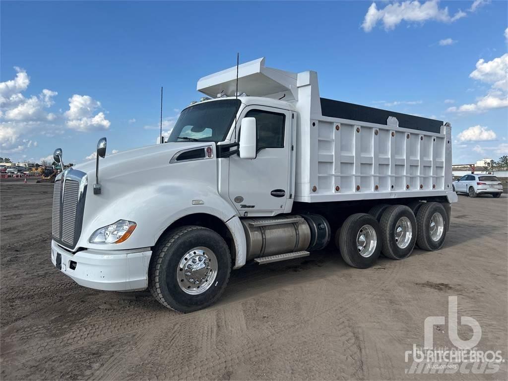 Kenworth T680 덤프 트럭