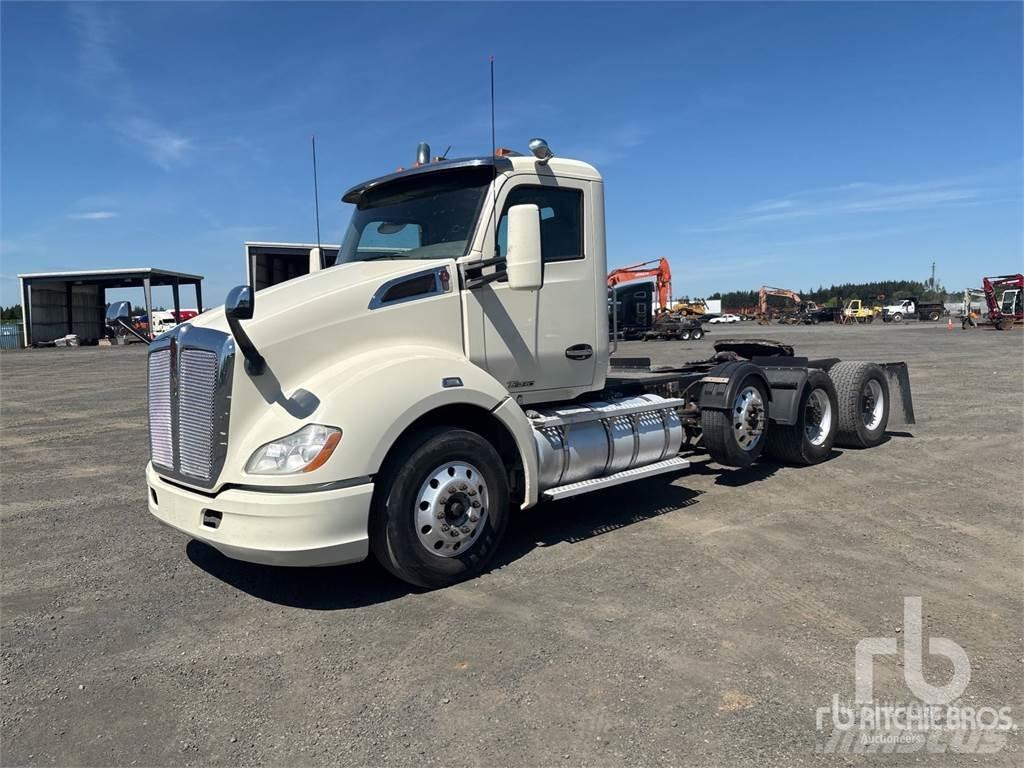 Kenworth T680 트랙터 유닛