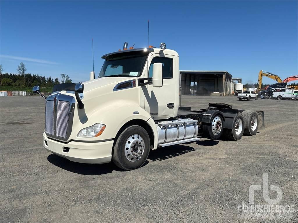 Kenworth T680 트랙터 유닛